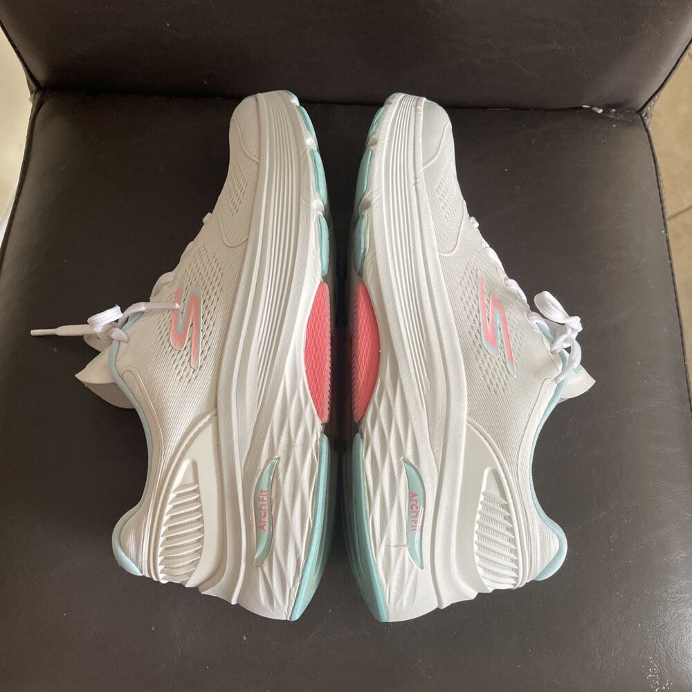 Skechers Go Run SN 128923 Ladies Sneakers  Size 9 - Picture 4 of 12